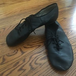 Capezio adult "e-series" lace up jazz shoe